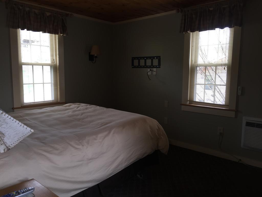 Willoughvale Inn Westmore Newport الغرفة الصورة